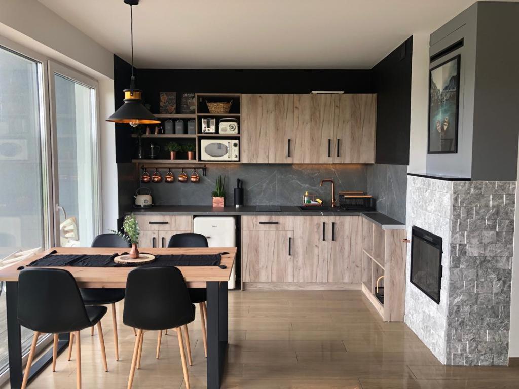 Loft Nad Stawem 4 Doroslych , 4 Dzieci *
